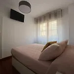 Centro Urbano, Comodo Y Funcional Lalín