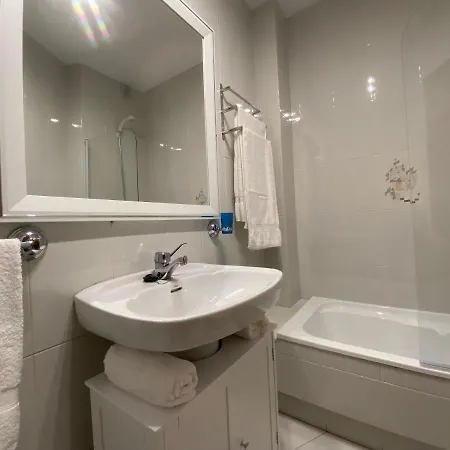 Apartment Centro Urbano, Comodo Y Funcional *