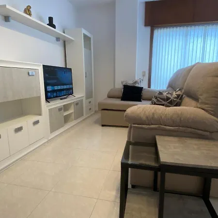 Centro Urbano, Comodo Y Funcional アパート
