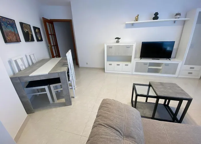 Centro Urbano, Comodo Y Funcional * Лалин